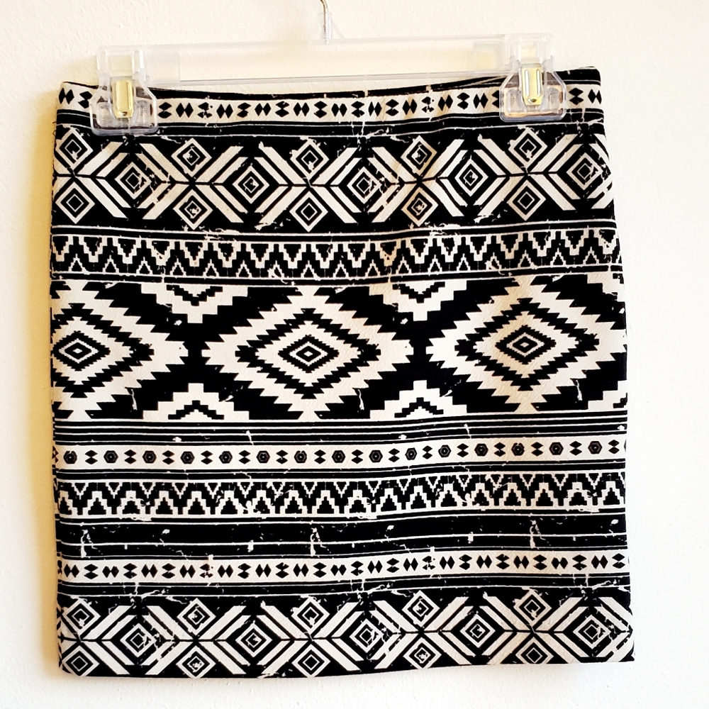 Black & Cream Bodycon Mini Skirt